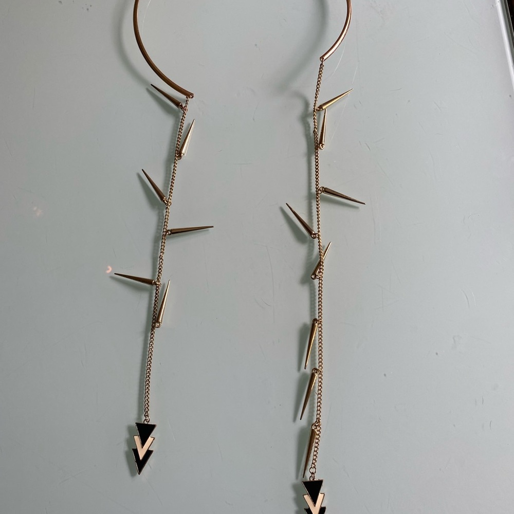 Unique costume jewelry necklace